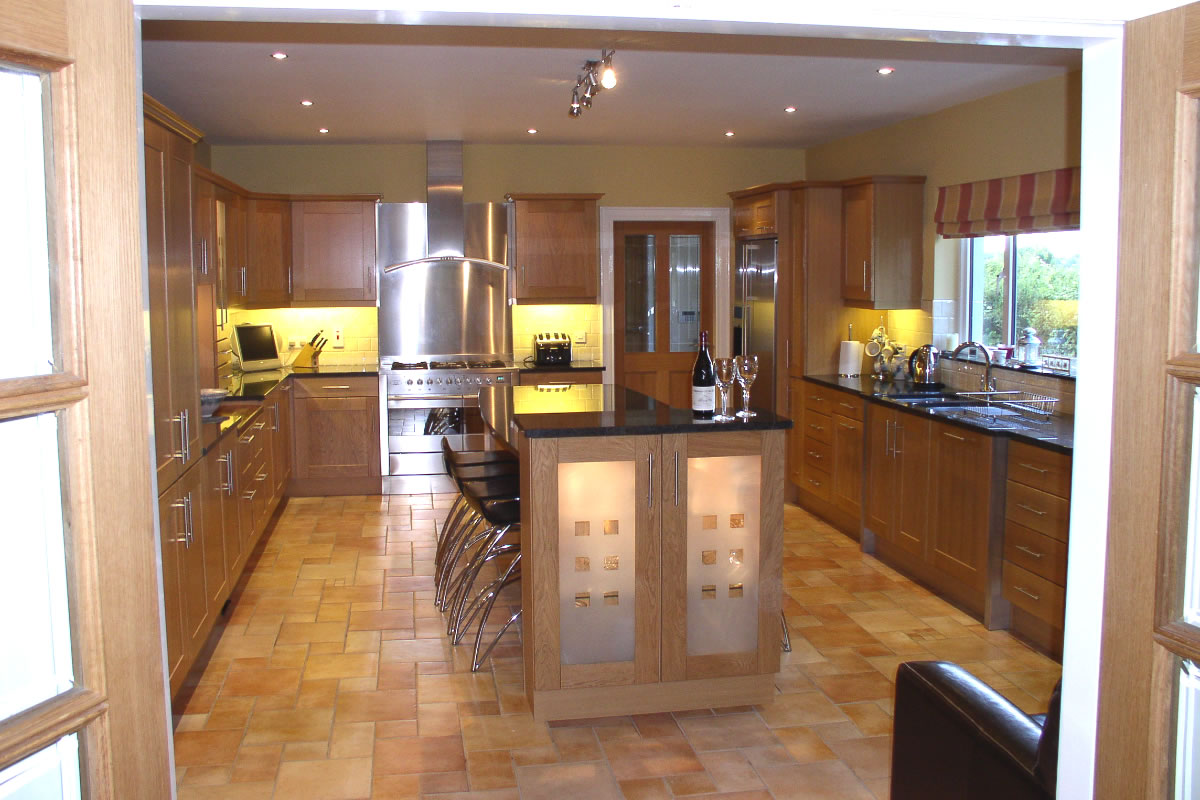 Traditional Kitchens from Ashwood Kitchen Design by Geoff Sturgeon